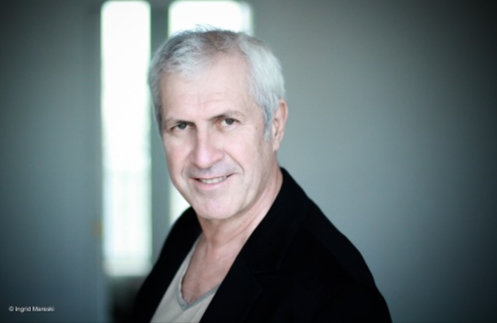 Image hover effect image